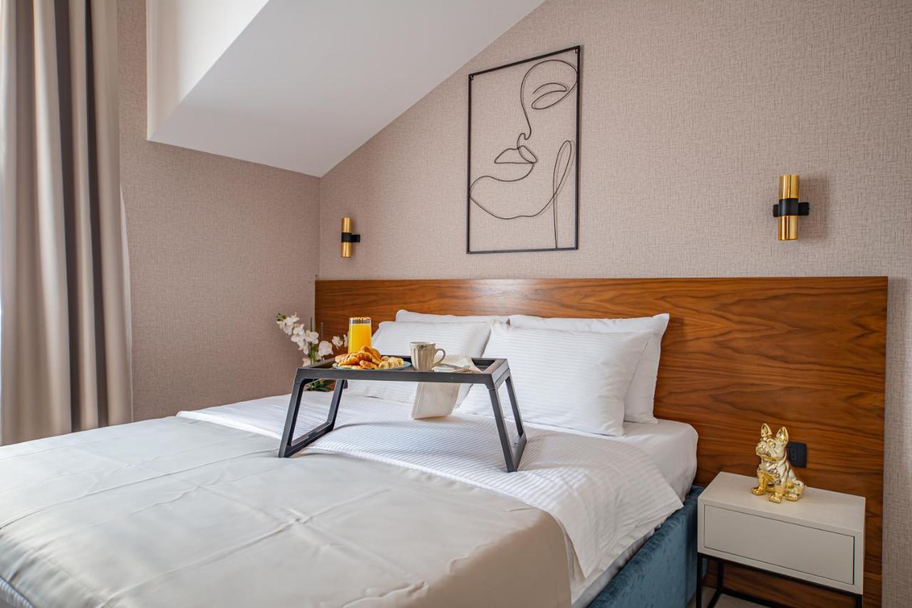 Enyana Luxury Suites Kotor Zewnętrze zdjęcie