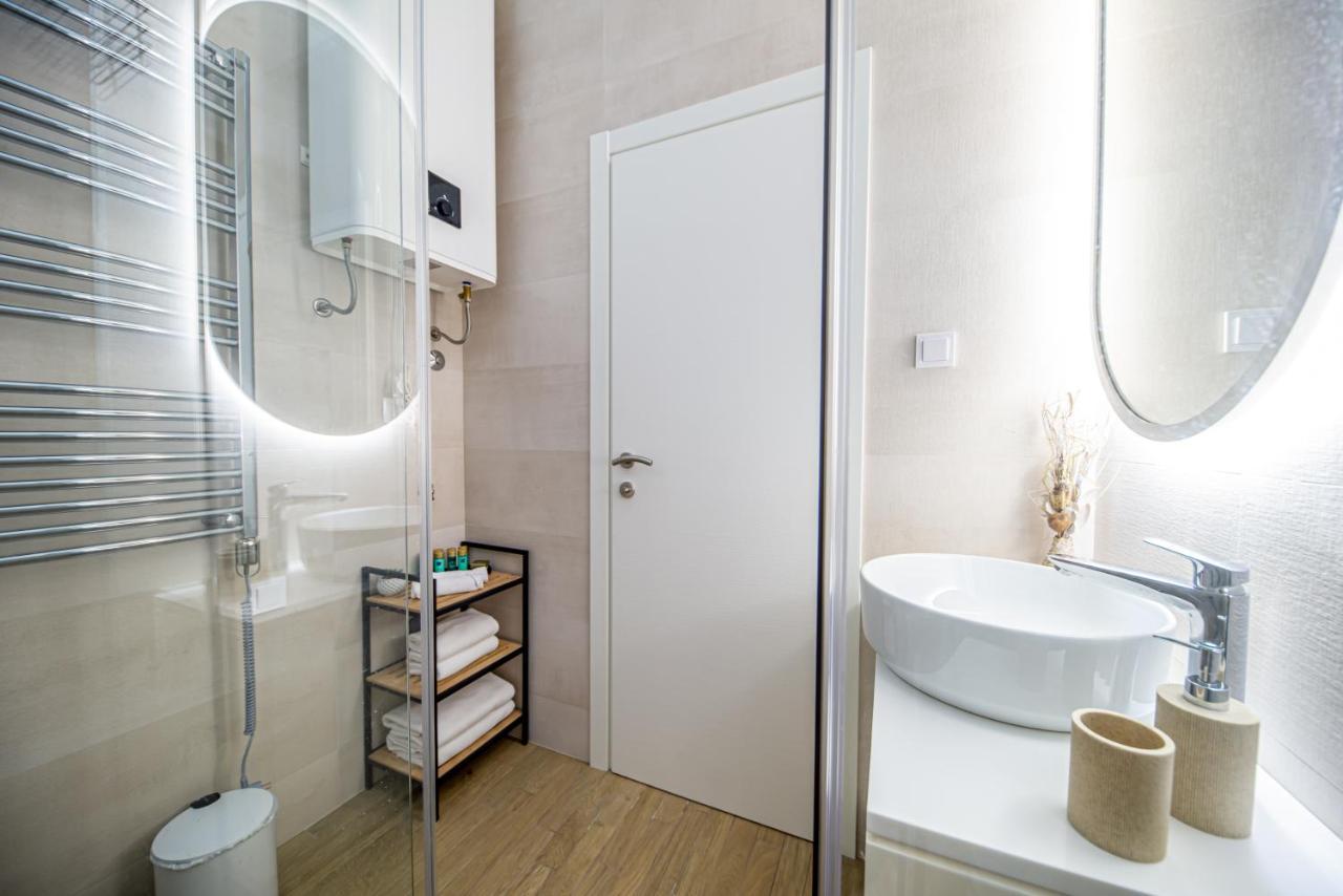 Enyana Luxury Suites Kotor Zewnętrze zdjęcie